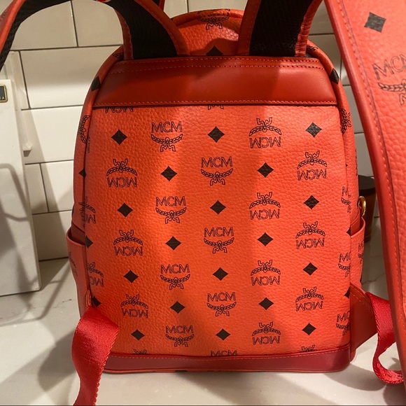 🚫SOLD🚫MCM BACKPACK - Picture 7 of 16